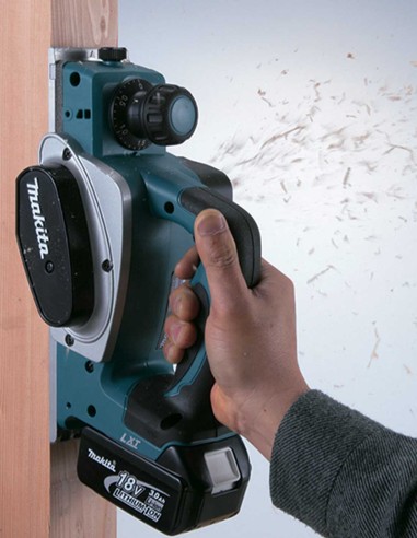Rabot MAKITA DKP180RTJ (2 x 5,0 Ah + DC18RC + MAKPAC 3)
