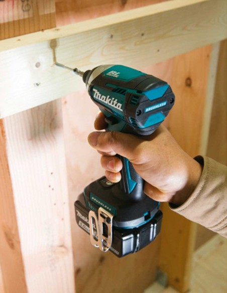 Impact Driver MAKITA DTD154RTJ1 (1 x 5,0 Ah + DC18RC + MAKPAC 2)