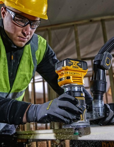 Fresadora DeWALT DCW604P2T (2 x 5,0 Ah + DCB115 + TSTAK VI)