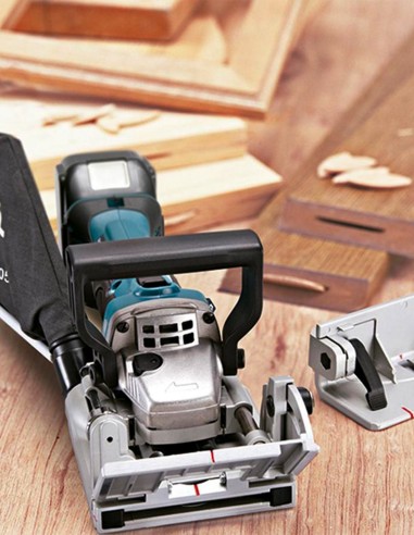 Nutfräse MAKITA DPJ180RTJ (2 x 5,0 Ah + DC18RC + MAKPAC 3)