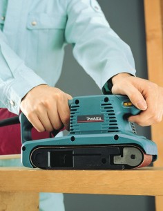 Levigatrice a Nastro MAKITA 9911 (650 W) 2