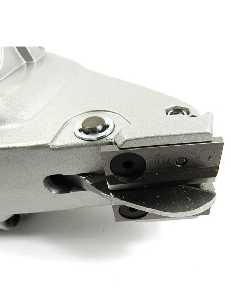 Blechschere MAKITA DJS161ZJ (Ohne Körper + MAKPAC 2)