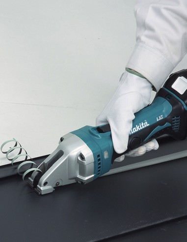 Cisaille MAKITA DJS161RTJ1 (1 x 5,0 Ah + DC18RC + MAKPAC 2)