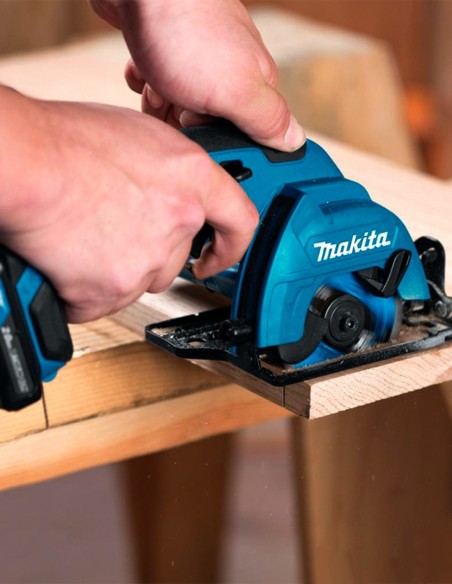 Scie Circulaire MAKITA HS301DSAE (2 x 2,0 Ah + DC10SB + Coffret)