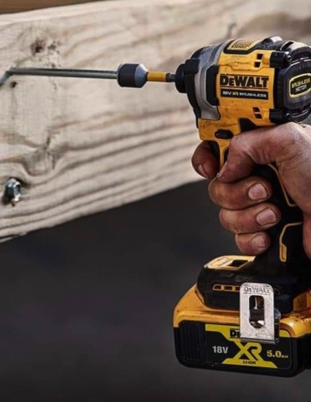 Visseuse à Chocs DeWALT DCF850P2T (2 x 5,0 Ah + DCB115 + TSTAK
