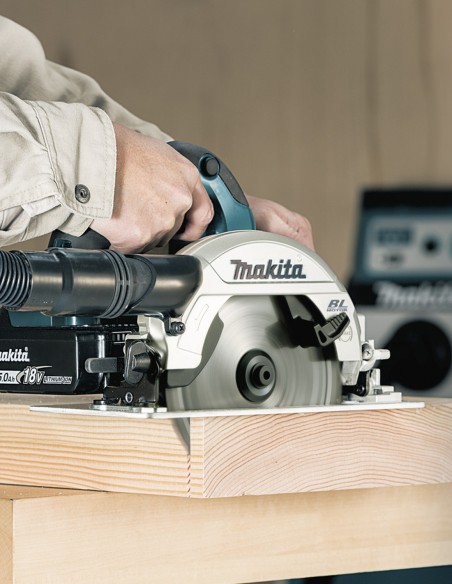 Scie Circulaire MAKITA DHS660Z (Machine seule)