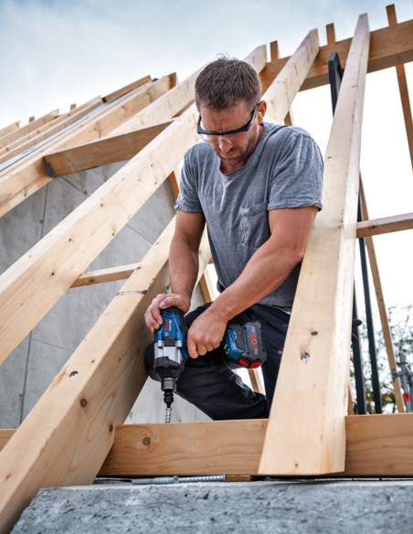 Impact Wrench BOSCH GDS 18V-1000 (2 x 5,0 Ah + GAL18V-40 +