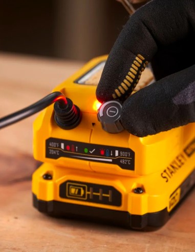 Soldador STANLEY FatMax SFMCE040B (Cuerpo solo)