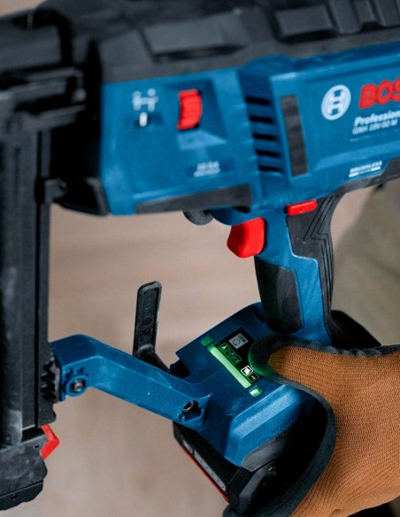 Clavadora BOSCH GNH 18V-50 M (Cuerpo solo)