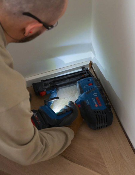 Clavadora BOSCH GNH 18V-50 M (Cuerpo solo)