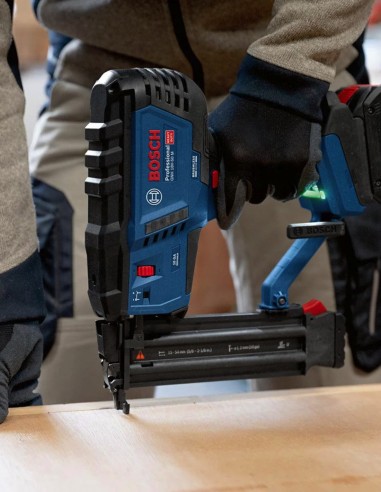 Clavadora BOSCH GNH 18V-50 M (Cuerpo solo)