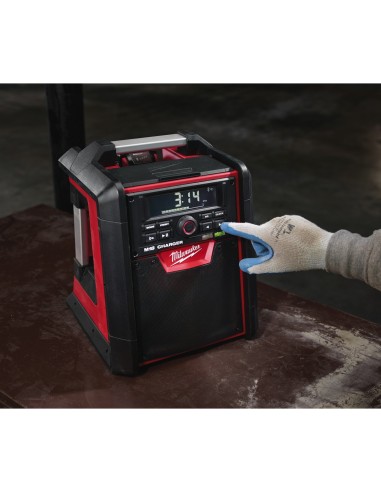 Radio/Cargador Milwaukee M18RC-0 (Cuerpo solo)