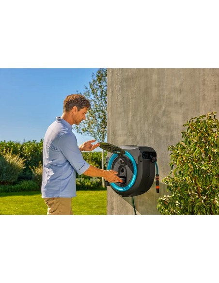 Avvolgitubo a parete alimentazione a batteria GARDENA RollUp