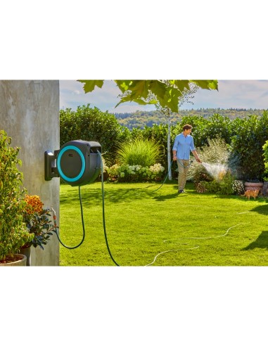 Avvolgitubo a parete alimentazione a batteria GARDENA RollUp