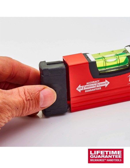 Niveau de poche 10 cm Milwaukee