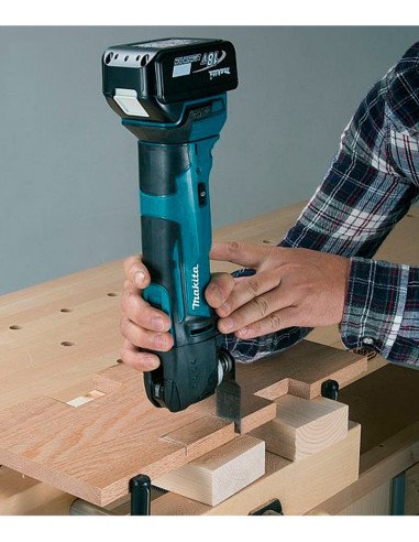 Outil Multifonction MAKITA DTM51RFJ1 (1 x 3,0Ah + DC18RC +