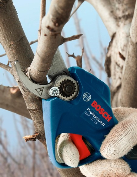 Podadora BOSCH GGP 12V-25 (2 x 3,0 Ah + GAL12V-20)