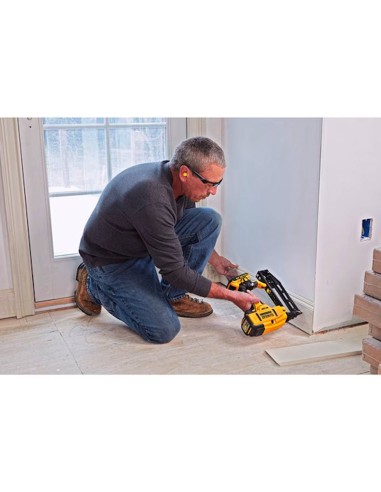 Cloueuse DeWALT DCN662P1-SK (1 x 5,0 Ah + DCB1104)