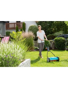 Cylinder Lawnmower GARDENA 330 2