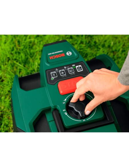 Robaot tosaerba BOSCH VISIMOW 18V-200 (Solo corpo)