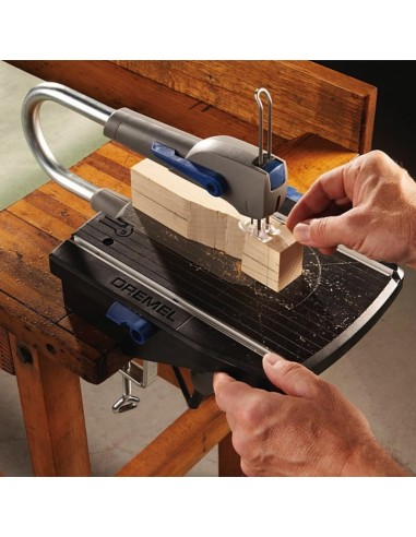 Sierra compacta DREMEL Moto-Saw (MS20-1/5)