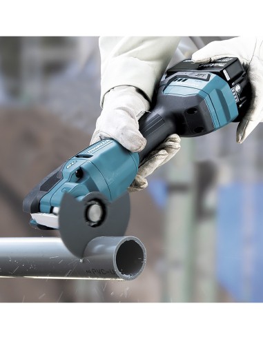 Multi-Herramienta MAKITA DTM53RFJ (2 x 3,0 Ah + DC18RC + MAKPAC 3)